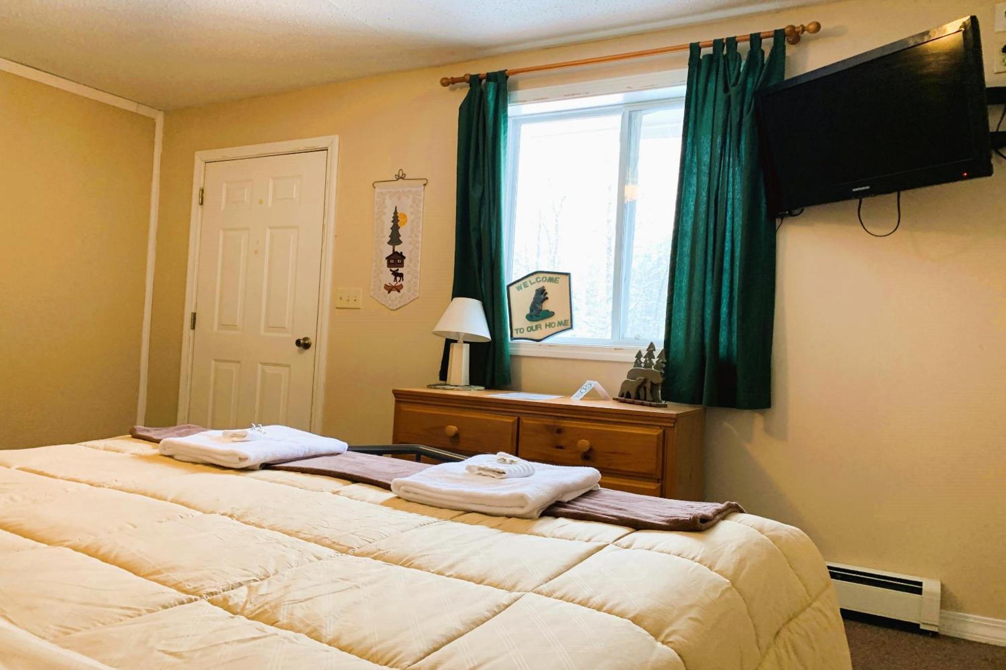 Love Hotels St John River By Oyo At Fort Kent Me Saint John Plantation Экстерьер фото