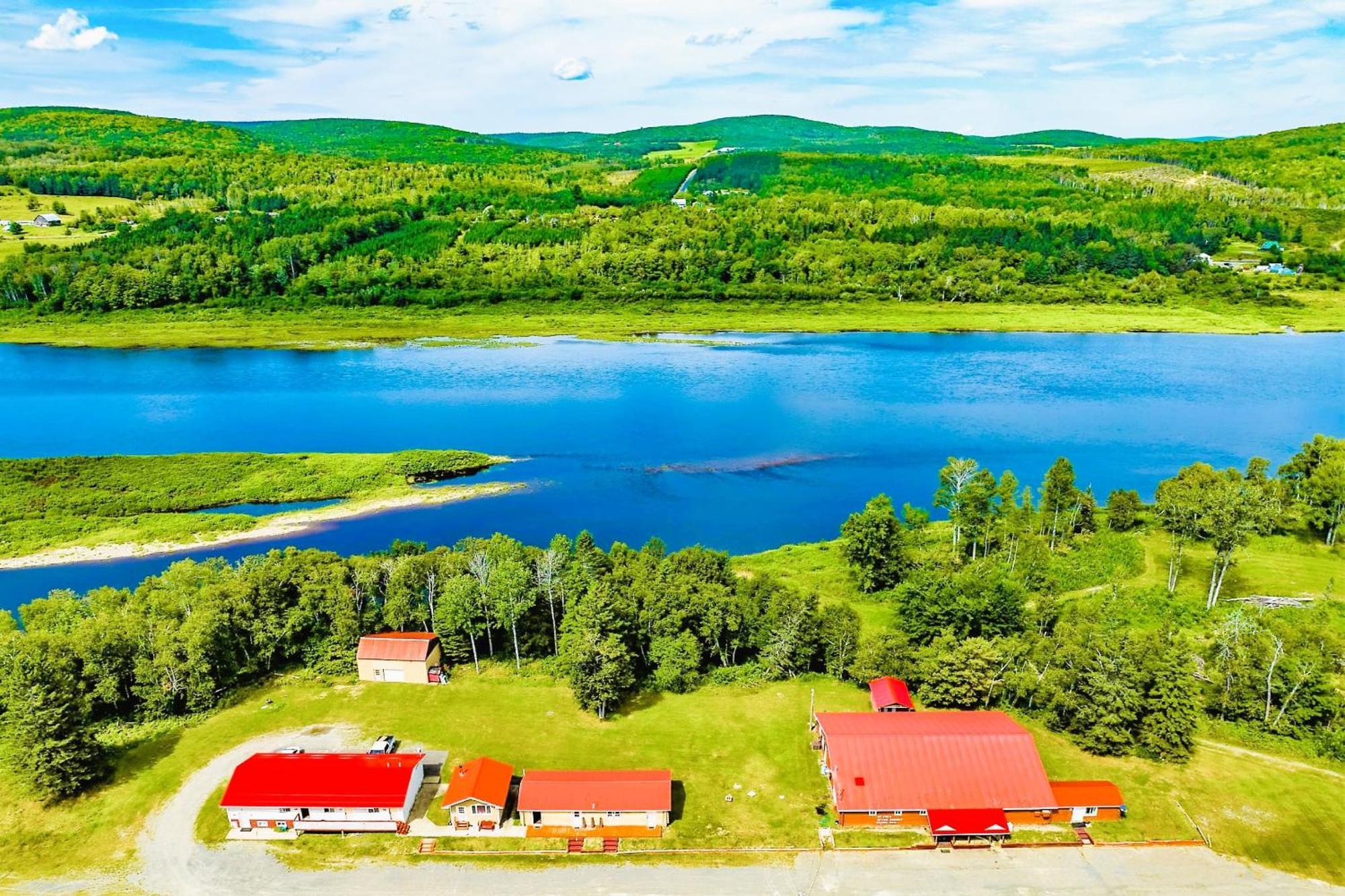 Love Hotels St John River By Oyo At Fort Kent Me Saint John Plantation Экстерьер фото